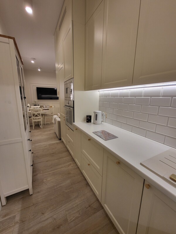 Elbląg Ciche mieszkanie 2-pokojowe w Elblągu, Regal Park 45 m2,1 piętro, z bardzo dużym tarasem, który ma aż 28