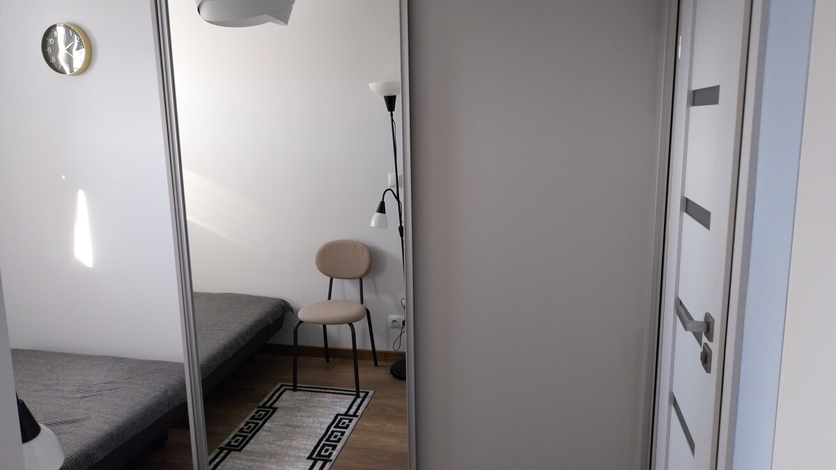 Elbląg 🏡 KAWALERKA – 2 Pokoje do wynajęcia! 🌟