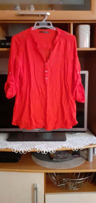 Elbląg Sprzedam odzież damską widoczna na zdjęciach za symboliczne 40zl. .. .. .są kurteczki, sweterki, koszulki,