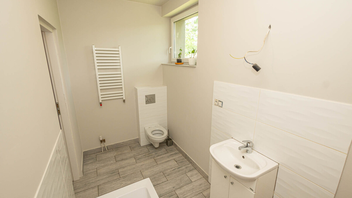 Elbląg * * * ABC NIERUCHOMOŚĆI * * *BUDYNEK USŁUGOWY W ZASTAWNIE!Dom o pow. 110 m2, działka 1200m2Zastawano, gmina