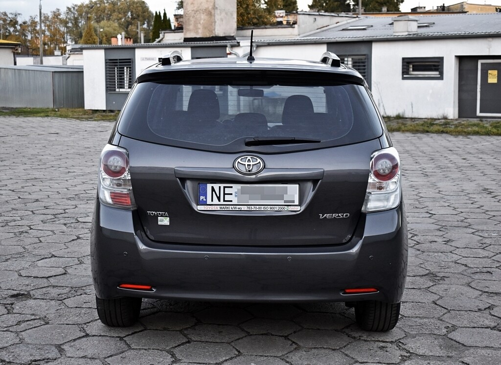 Elbląg . TOYOTA VERSO II 2009 ROKWersja 7-osóbSkrzynia manualna 6 biegówSalon PolskaSilnik 2.0 na łańcuszku rozrząduAuto