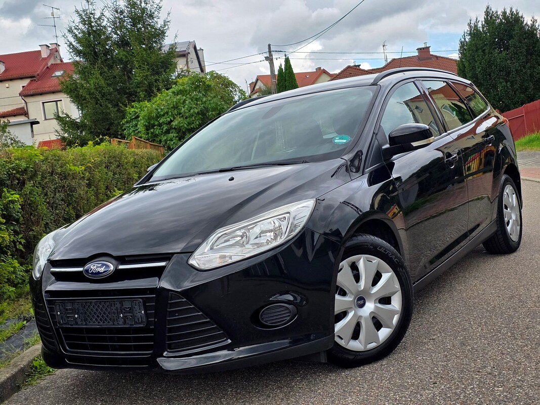 Elbląg Ford Focus, benzyna, 2013 rok - bardzo dobrze wyposażone Ładne zadbane auto, wizualnie bardzo ładnie się