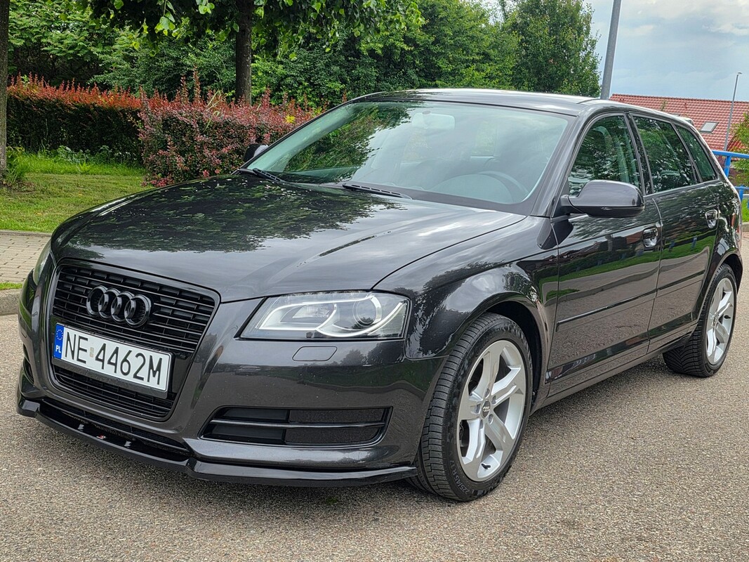 Elbląg Audi A3Silnik :BenzynaFULL Led Bi-xenon NAVI PDCOpłacony-ZarejestrowanyRok produkcji 2012