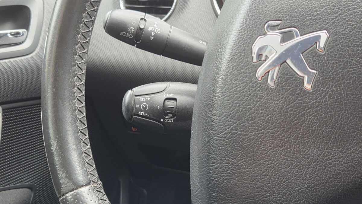 Elbląg Mam do sprzedaży zadbanego Peugeota 308 z ekonomicznym i niezawodnym silnikiem diesla 1.6 HDi o mocy 92 KM.