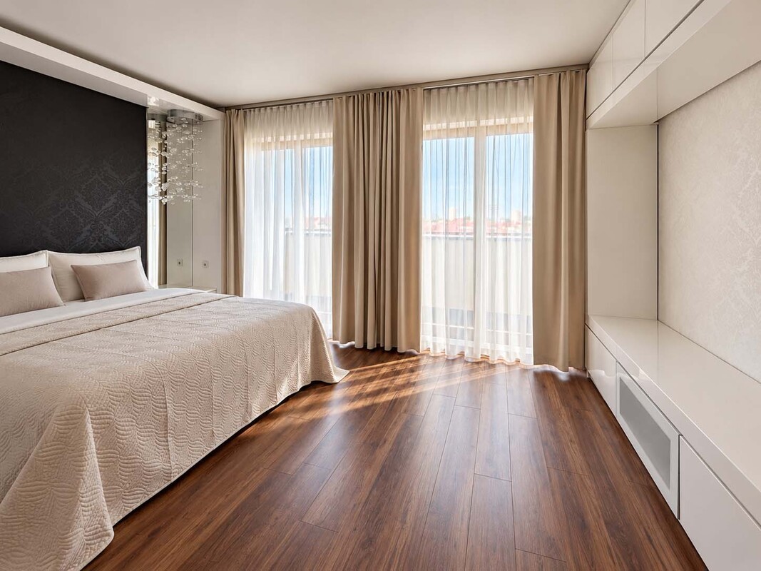 Elbląg DE FACTO NIERUCHOMOŚCITWÓJ ZAUFANY PARTNER! NOWOŚĆ! APARTAMENT NA UL.1-GO MAJA W ELBLĄGU 116,50M2 - SALON Z