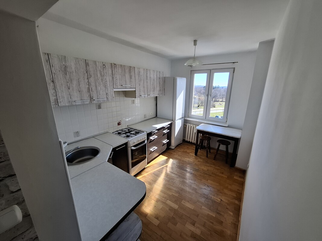 Elbląg 🌳 2-pokojowe mieszkanie 48 m², Nad Jarem, Elbląg – 4 piętro! 🏡Mieszkanie dwupokojowe