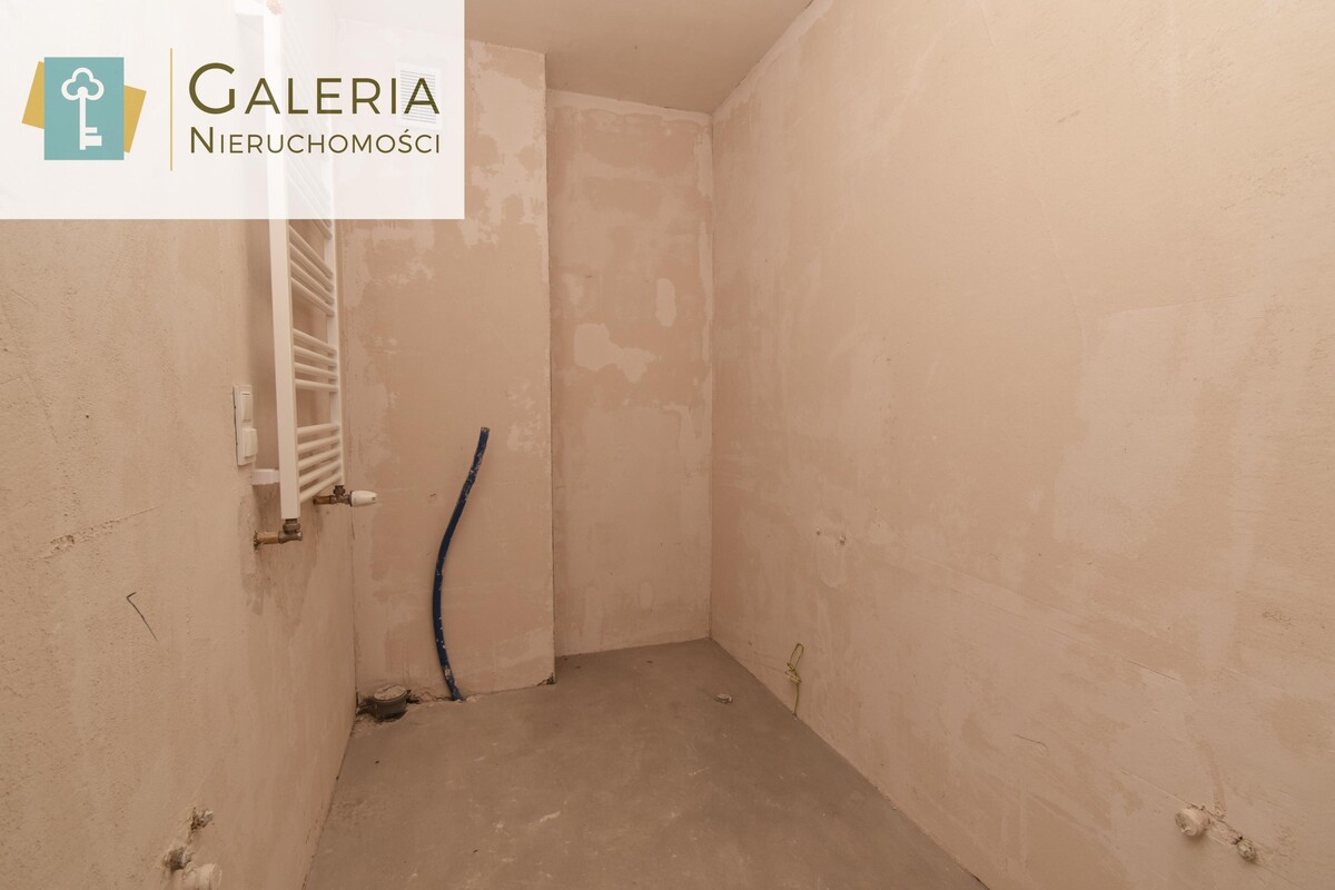 Elbląg GALERIA NIERUCHOMOŚCIZ pasji i miłości do nieruchomościNa sprzedaż: 3 pokojowe mieszkanie do własnej aranżacji