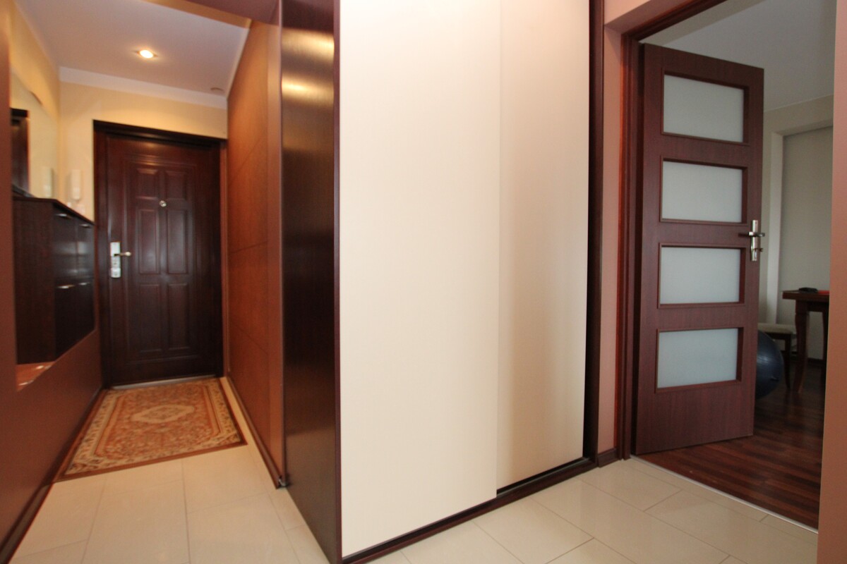 Elbląg NIERUCHOMOŚCI ANNA KRASZEWSKA Mieszkanie dwupokojowe gotowe do wprowadzenia ul. Barona