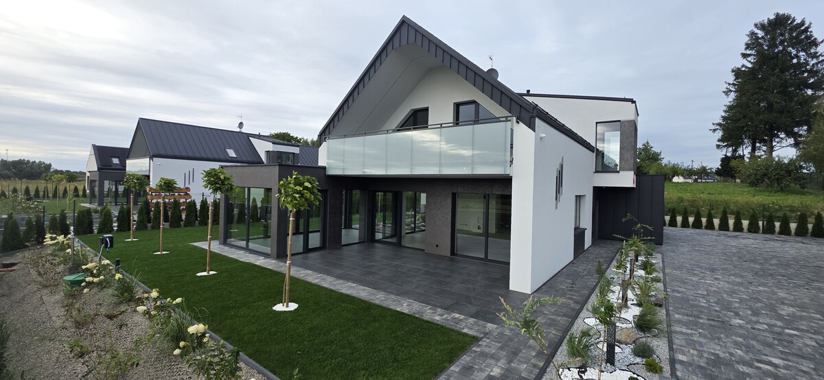 Elbląg Nowoczesny dom z ogrodem zimowym – Nowina, 5 km od Elbląga Na sprzedaż: Komfortowy dom 220 m² z