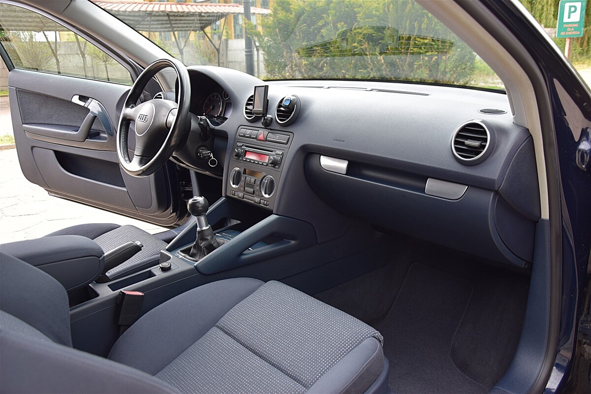 Elbląg Audi A3 HatchbeckSilnik 1.6 - 102 KMZadbany / garażowany