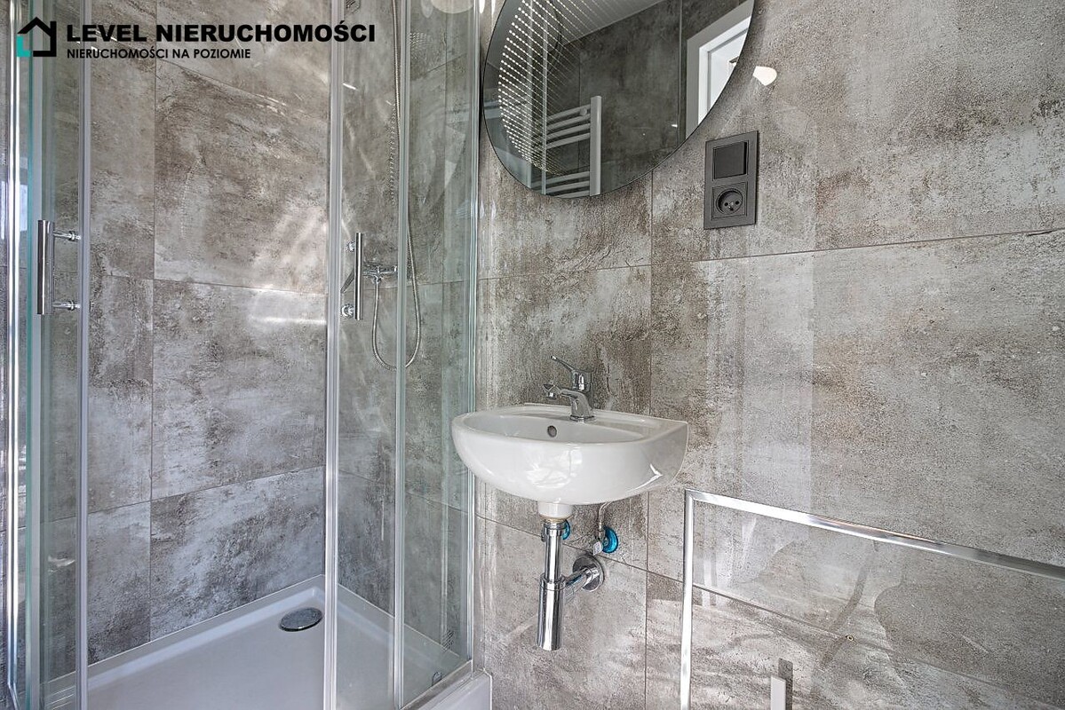 Elbląg   LEVEL NIERUCHOMOŚCI  Dom wielofunkcyjny w StegnieTrzy apartamenty94,63m2  NIERUCHOMOŚCI NA