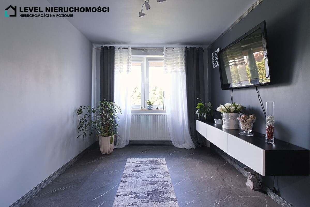 Elbląg LEVEL NIERUCHOMOŚCI Dom w mieście z dużą działką ul. Idzikowskiego NIERUCHOMOŚCI NA POZIOMIE
