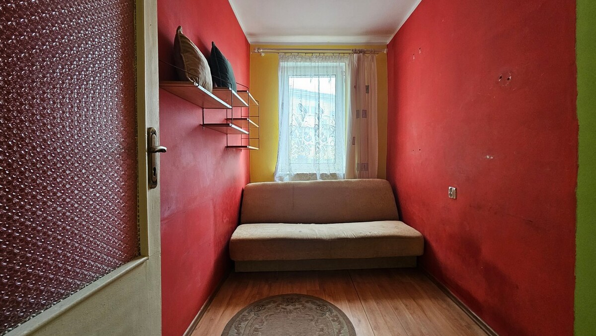 Elbląg BIURO NIERUCHOMOŚCISZULC& SZULCMieszkanie 3 pokoje - Braniewo, ul. Armii KrajowejPowierzchnia mieszkania: