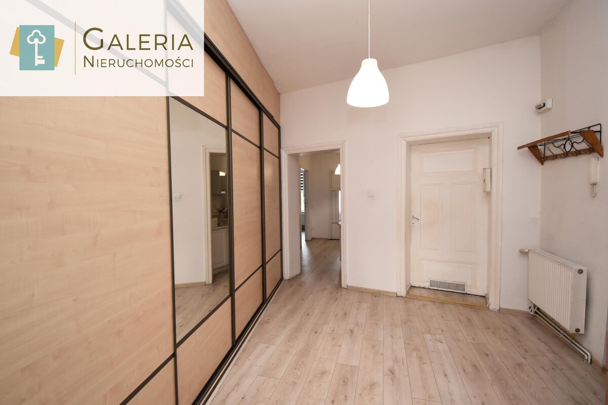 Elbląg GALERIA NIERUCHOMOŚCIZ pasji i miłości do nieruchomościNa sprzedaż: Mieszkanie z potencjałem na lokal