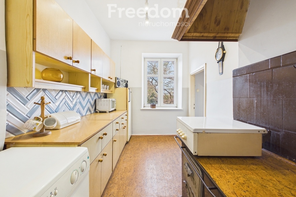 Elbląg FREEDOM NIERUCHOMOŚCISprzedam dom - Młynary, Kościelna. Dom z potencjałem w spokojnej okolicy –