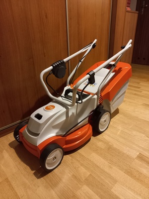 Elbląg Kosiarka akumulatorowa STIHL RMA 235