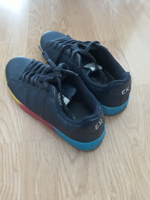 Elbląg Sprzedam  używane Adidasy za 20 zł  roz. 40 zapraszam zainteresowanych buty sznurowane za 10 zł  roz. 40