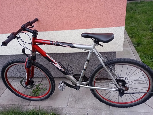 Elbląg Witam sprzedam rower Kross Hexagon hamulce tarczowe amortyzator przód wszystko sprawne zapraszam!.
