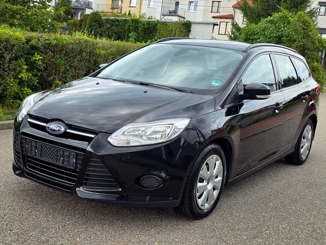 Elbląg Ford Focus, benzyna, 2013 rok - bardzo dobrze wyposażone Ładne zadbane auto, wizualnie bardzo ładnie się