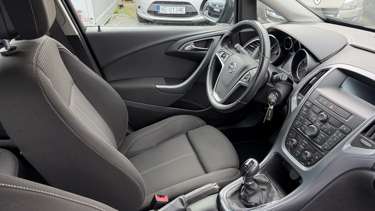 Elbląg Auto Leew LEWANDOWSKI Kupujemy i Sprzedajemy tylko dobre auta Za auta z Polskiego Salonu Płacimy Najwięcej OPEL