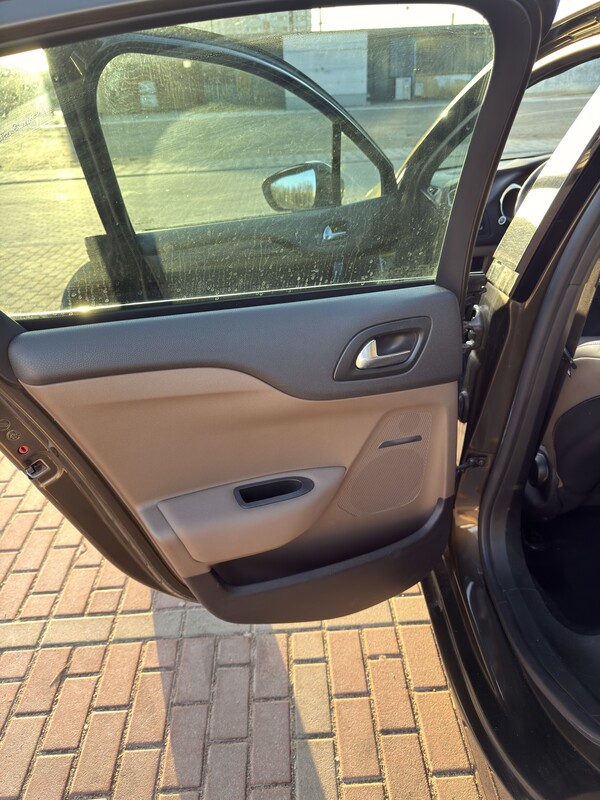 Elbląg Witam, Na sprzedaż mam samochód Citroen DS4 z 2011r. (data pierwszej rejestracji 2012), SoChic w wersji