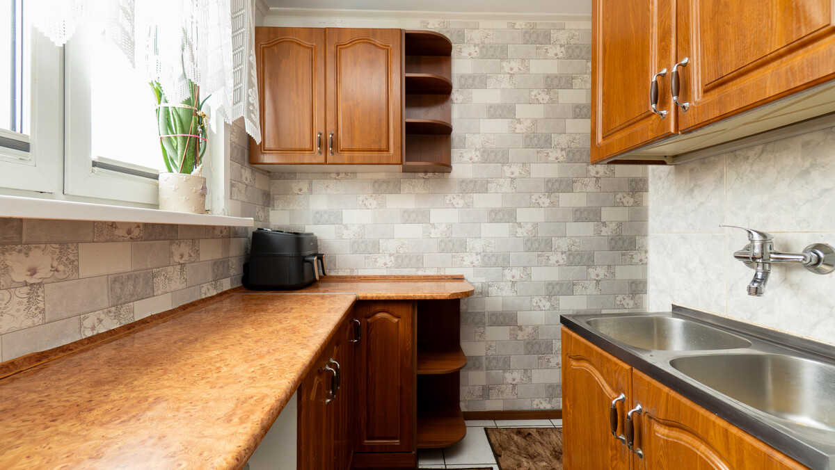 Elbląg TO MY SPRZEDAJEMYNIERUCHOMOŚCI W TYM MIEŚCIEBIURO NIERUCHOMOŚCIAMERICAN HOMEFOR SALE - 2 POKOJE -