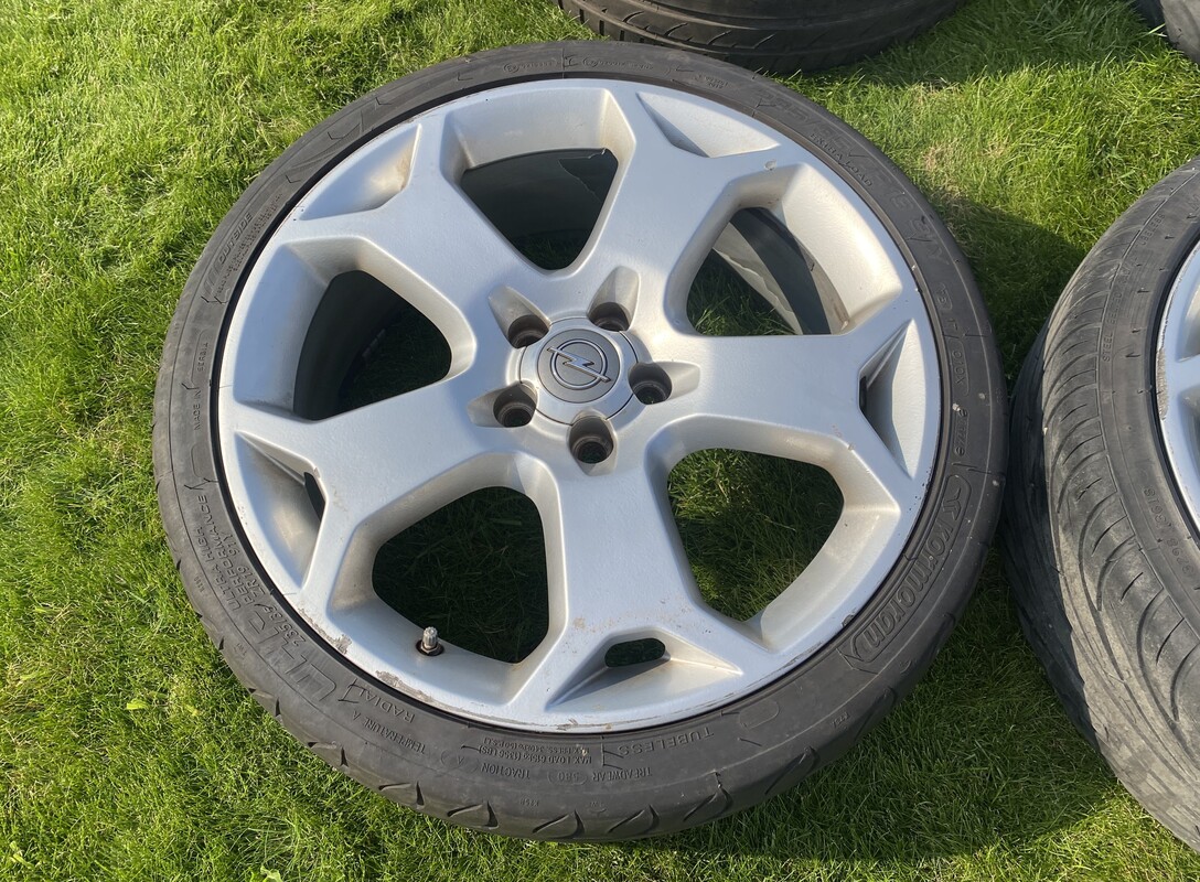 Elbląg ALUFELGI SNOWFLAKE FELGI 19 8J ET43 5X110 OPEL VECTRA C OPC SIGNUM 4SZT. Na felgach opony 235/35/19.