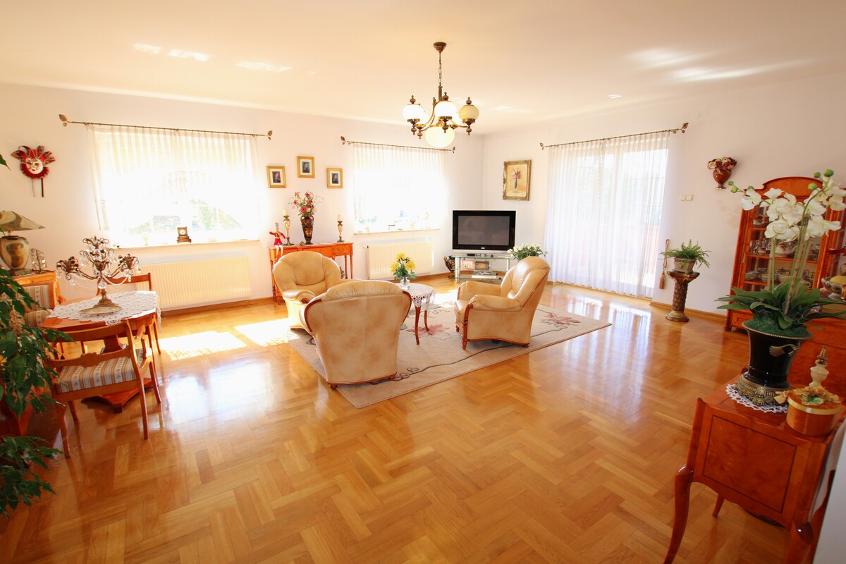 Elbląg NIERUCHOMOŚCI ANNA KRASZEWSKA Nieruchomość komercyjna mieszkalno-usługowa Dogodna lokalizacja