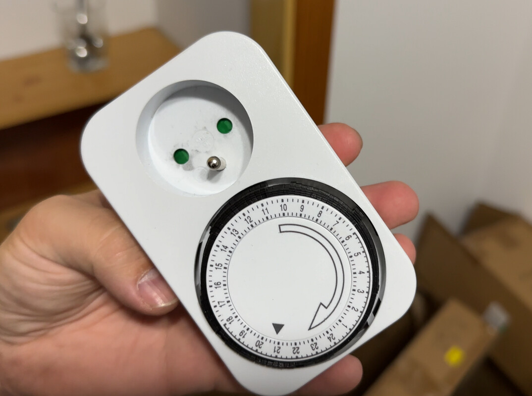 Elbląg Używany growbox Mars Hydro w dobrym stanie - zestaw kompletny i gotowy do użytku od razu po złożeniu!
W