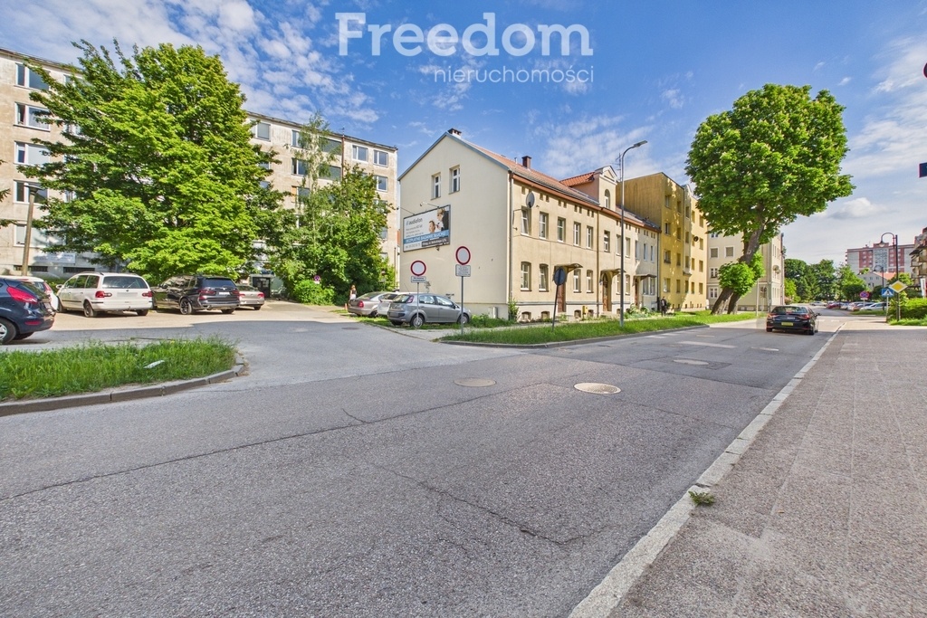 Elbląg FREEDOM NIERUCHOMOŚCISprzedam mieszkanie - Elbląg, Związku Jaszczurczego. Układ mieszkania: 2 ustawne