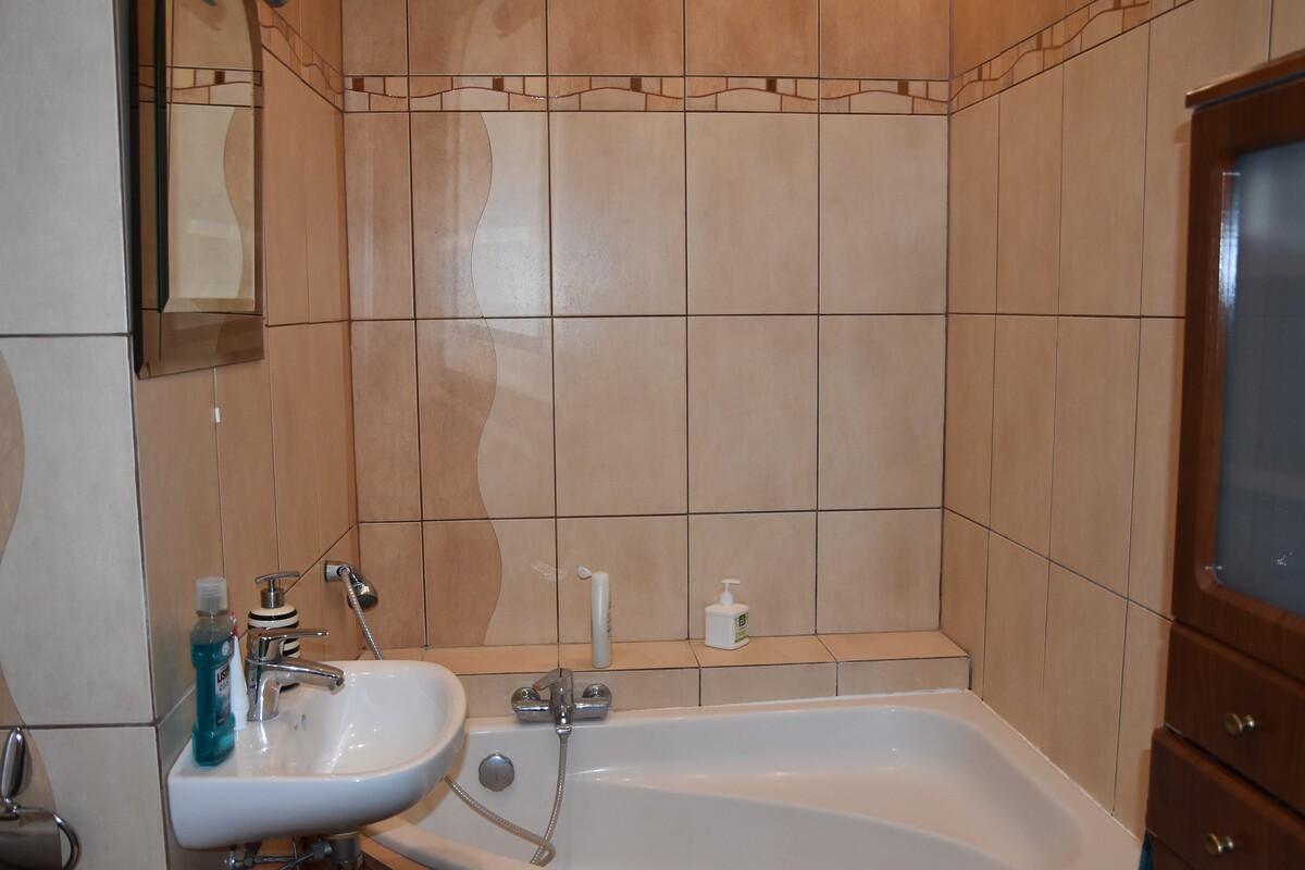 Elbląg ATUT NIERUCHOMOŚCI poleca z nową cenąMIESZKANIE z PIĘKNĄ PANORAMĄ MIASTA. Elbląg ul. Piechoty. Oferujemy