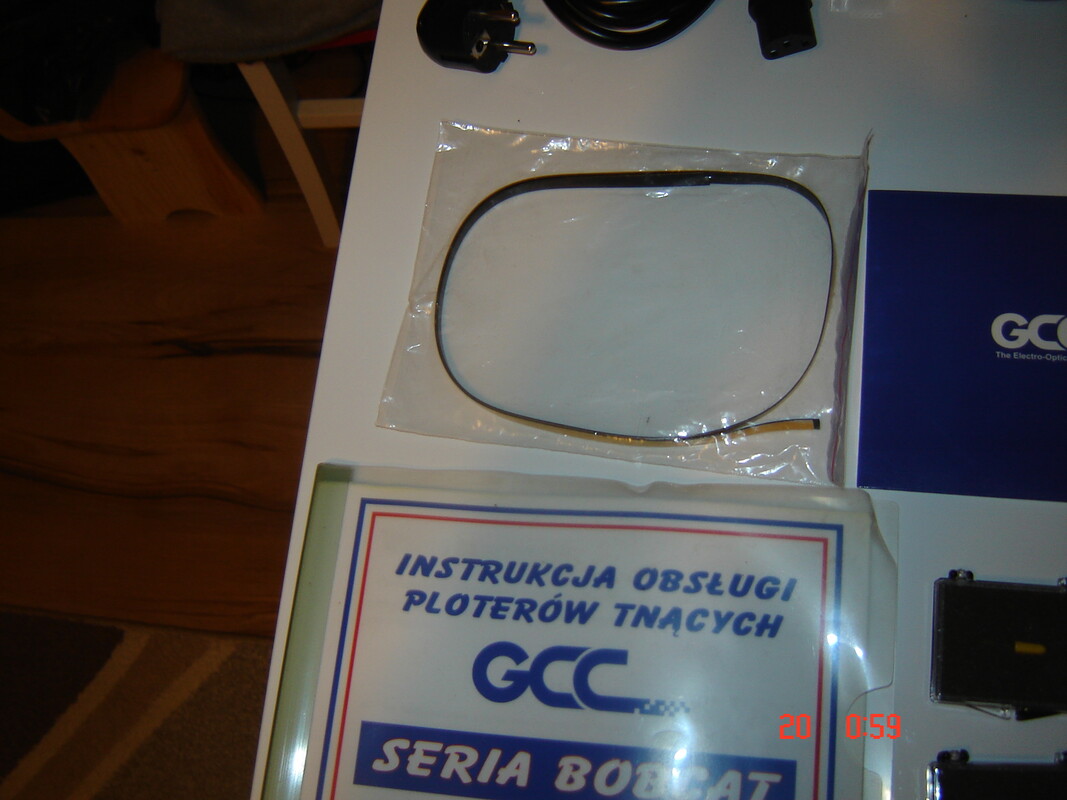 Elbląg Sprzedam ploter tnący 2D BOBCAT 60,zakupiony w 2006 roku i nigdy nie był używany.