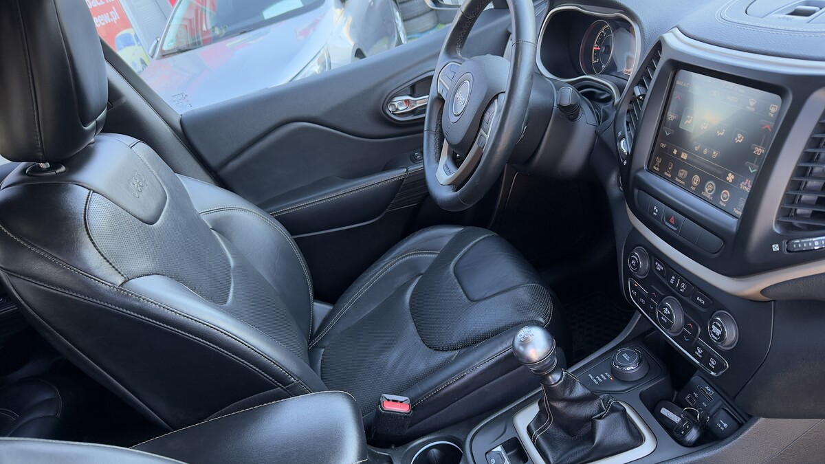 Elbląg Auto Leew LEWANDOWSKI Kupujemy i Sprzedajemy tylko dobre auta Za auta z Polskiego Salonu Płacimy Najwięcej JEEP