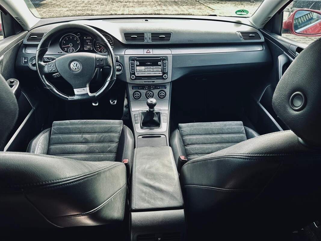 Elbląg Volkswagen Passat 2.0 R z 2009 roku, 200PS