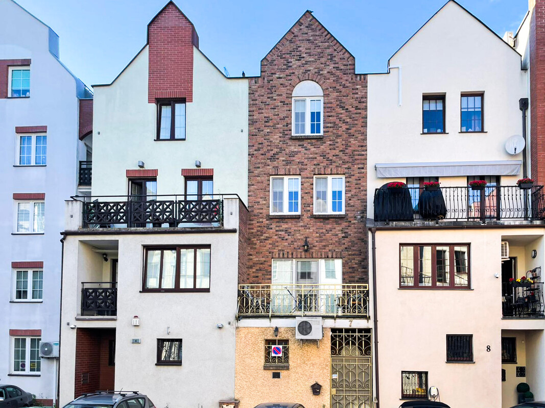 Elbląg 🏠 DE FACTO NIERUCHOMOŚCI🏠 TWÓJ ZAUFANY PARTNER! KAMIENICA NA STARYM MIEŚCIE W