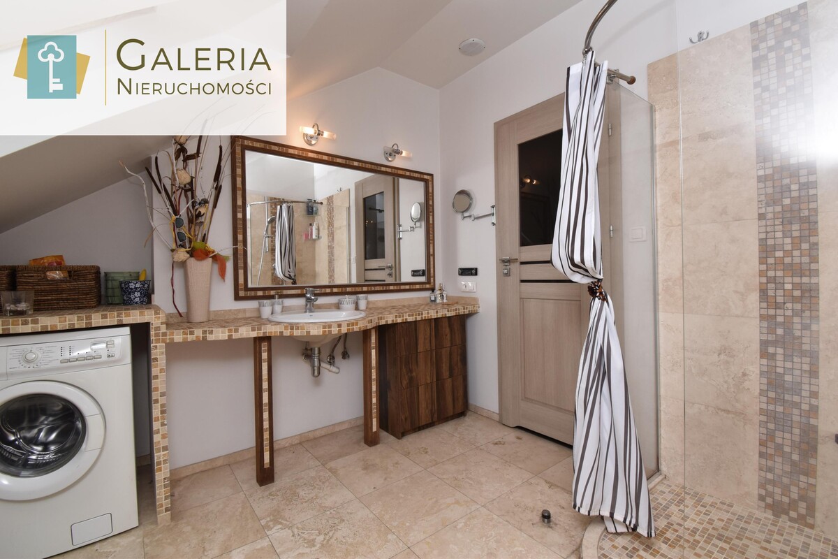 Elbląg GALERIA NIERUCHOMOŚCIZ pasji i miłości do nieruchomościNa sprzedaż: Duże, jasne mieszkanie z duszą i pięknym