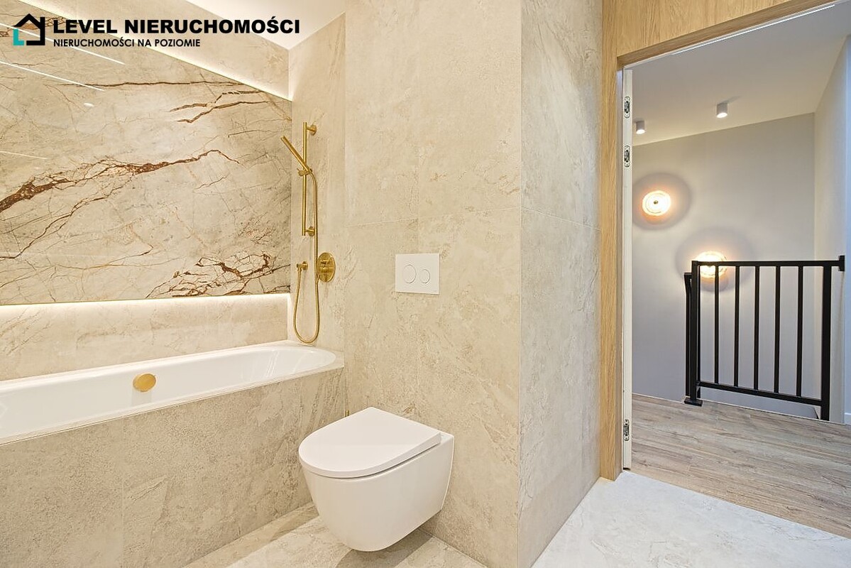 Elbląg LEVEL NIERUCHOMOŚCI  Genialne mieszkanie dwupoziomowe, ul. Topolwa, Elbląg  NIERUCHOMOŚCI NA POZIOMIE