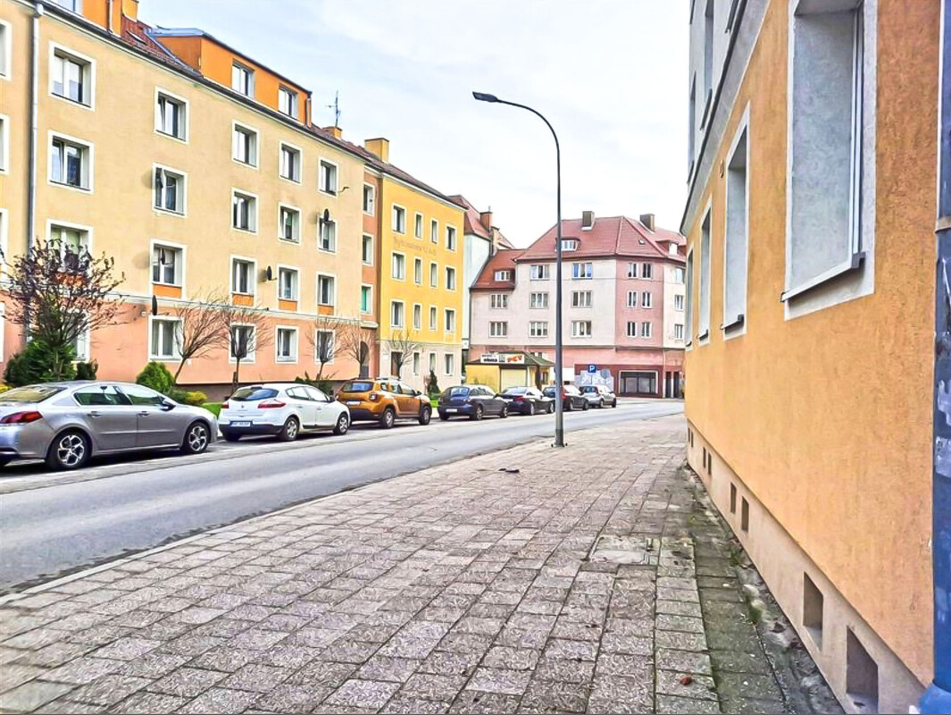 Elbląg DE FACTO NIERUCHOMOŚCITWÓJ ZAUFANY PARTNER NOWOŚĆ! MIESZKANIE NA UL. TRYBUNALSKIEJ48,70M2 - 2 POKOJE, ODDZIELNA