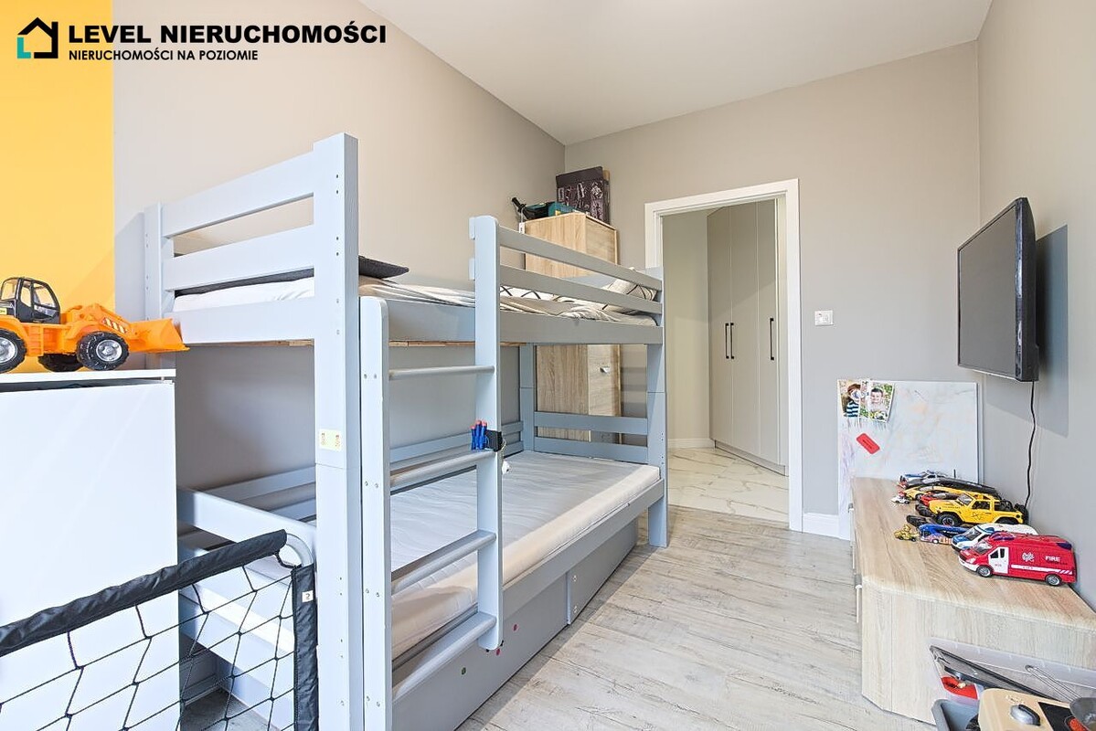 Elbląg LEVEL NIERUCHOMOŚCI Mieszkanie czteropokojowe z tarasemul. Częstochowska73m2 NIERUCHOMOŚCI NA