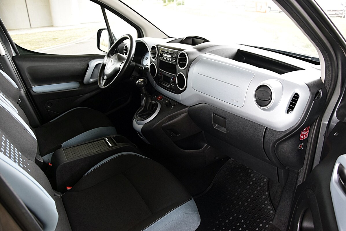 Elbląg Citroen Berlingo 1.6 Diesel, 2014 rok. Przestronne wnętrze. Zamiana. Auto w wersji osobowej – bardzo