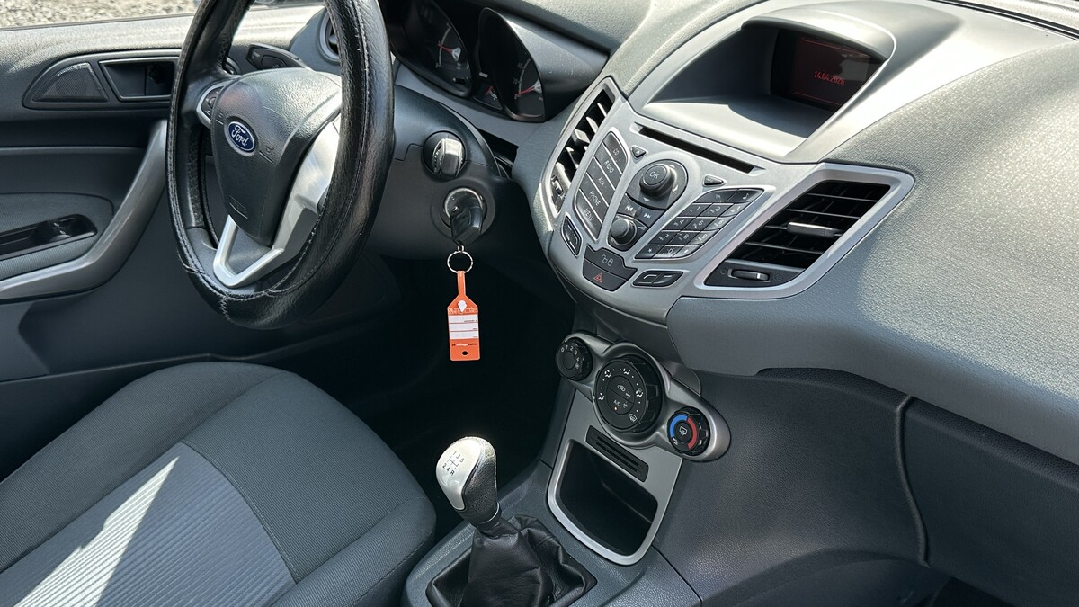 Elbląg Auto Leew LEWANDOWSKI Kupujemy i Sprzedajemy tylko dobre auta Za auta z Polskiego Salonu Płacimy Najwięcej FORD