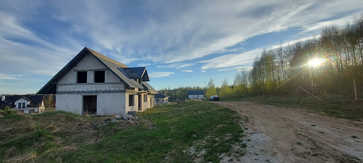 Elbląg Oferuję dom w stanie surowym w Małdytach według projektu o nazwie AJAKS BIS G2.Film z drona :