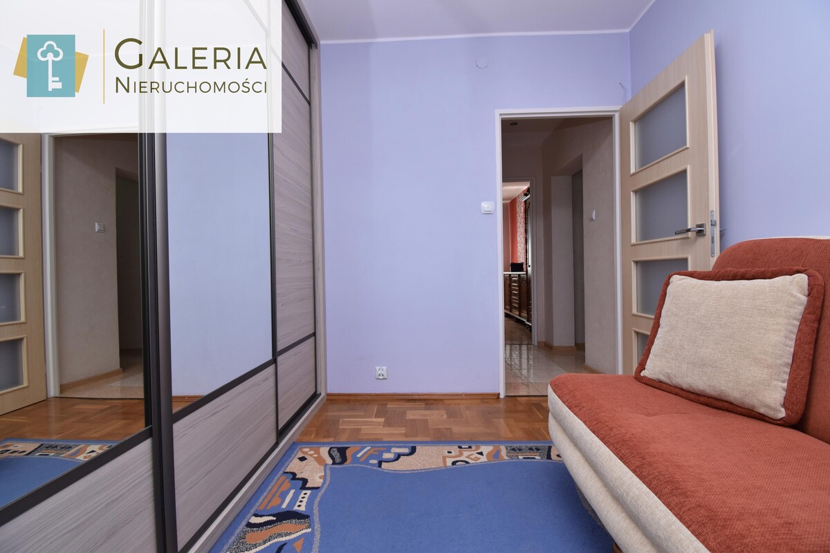 Elbląg GALERIA NIERUCHOMOŚCIZ pasji i miłości do nieruchomościNa sprzedaż: 3 pokoje na 1 piętrze gotowe do