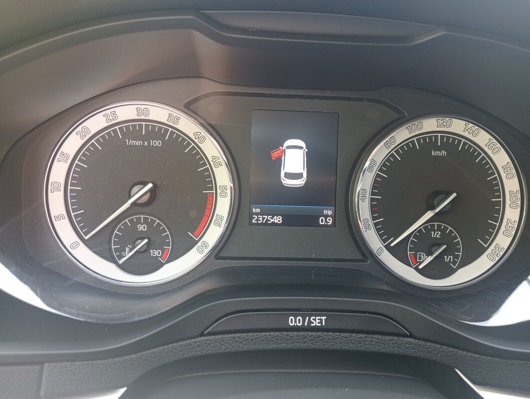 Elbląg Sprzedam Skodę Karoq 2,0 diesel 4x4 rok produkcji 2018.Bardzo bogate wyposażenie. Sprowadzony z Niemiec, do