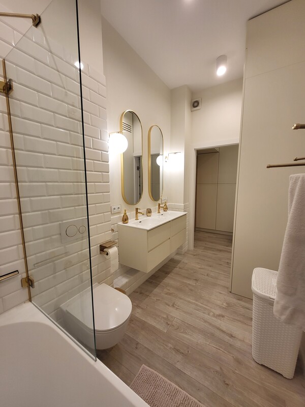 Elbląg Ciche mieszkanie 2-pokojowe w Elblągu, Regal Park 45 m2,1 piętro, z bardzo dużym tarasem, który ma aż 28