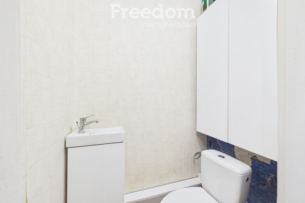 Elbląg FREEDOM NIERUCHOMOŚCISprzedam mieszkanie - Elbląg, Częstochowska. Mieszkanie położone w bardzo pożądanej i