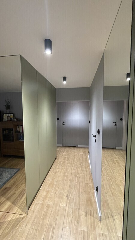 Elbląg Mieszkanie 3 pokoje 62,1 m² – po generalnym remoncie, wysoki standard, klimatyzacja, umeblowanie w