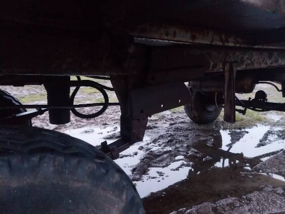 Elbląg Sprzedam:
1) talerzówka Kverneland 380 szer. , robocza, cena 2600 zł;
2) wał daszkowy szer 3m, średnica 60cm,