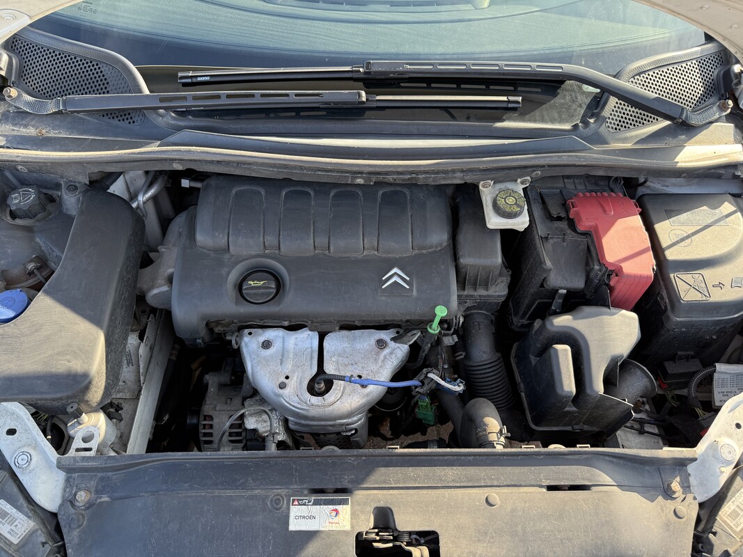 Elbląg Citroen C4 Coupé 3D LIFT 2009 | Biały | 1.4 Benzyna | Przegląd i OC do 06.2027! | Zadbany