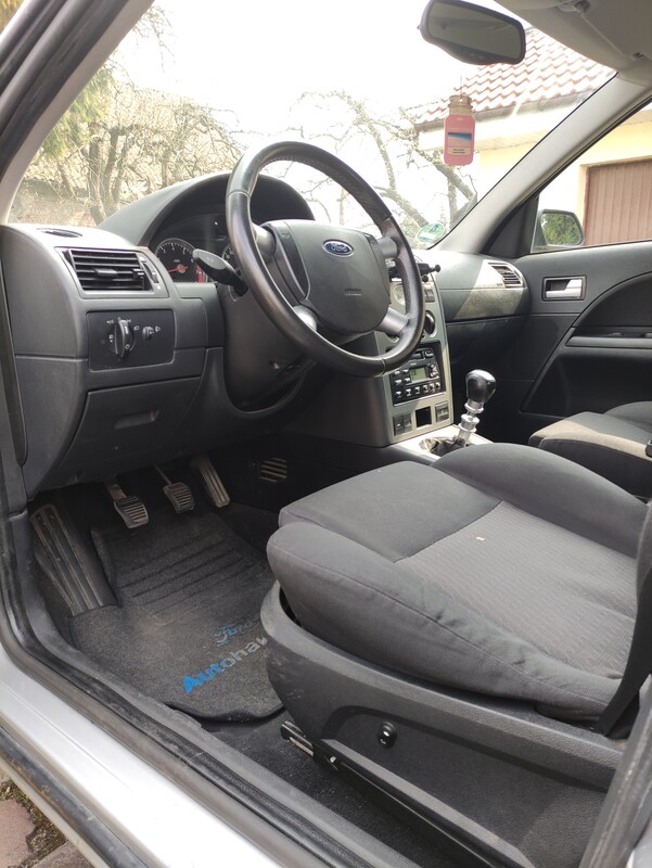 Elbląg Sprzedam Forda Mondeo MK3 z 2002 roku, silnik benzynowy. Samochód komfortowy, przestronny i dobrze sprawdza się